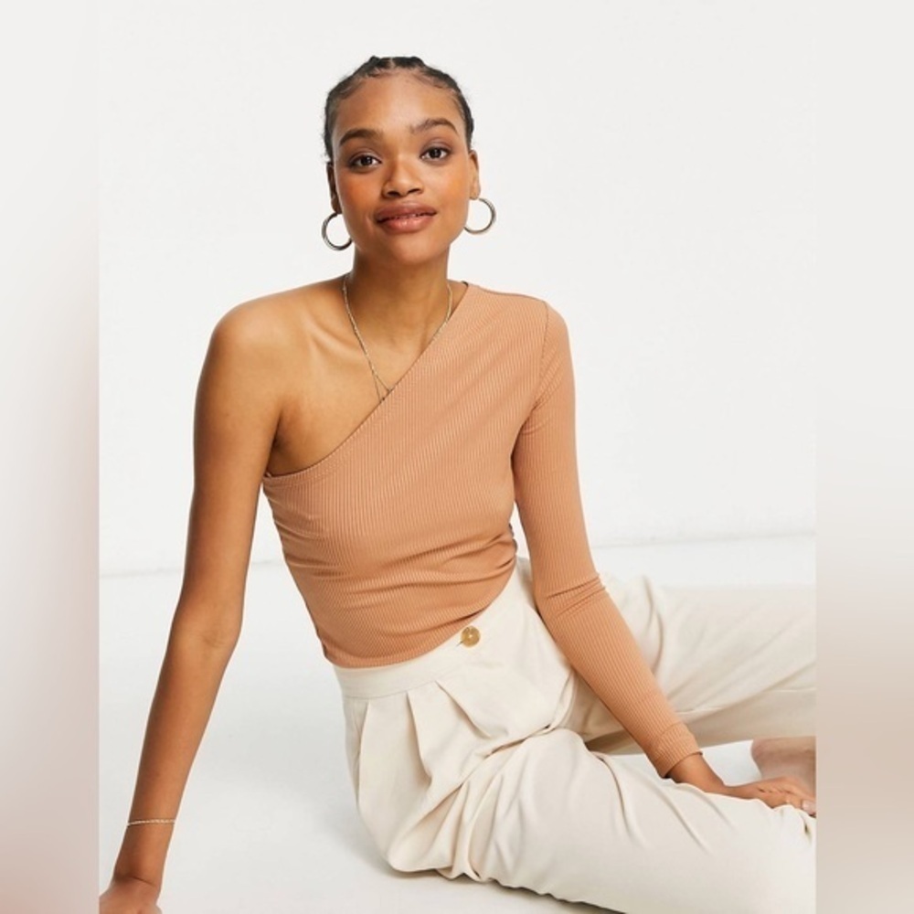 MNG Asymmetric Ribbed One Shoulder Long Sleeve‎ Top M | Neutral Soft Girl NWT